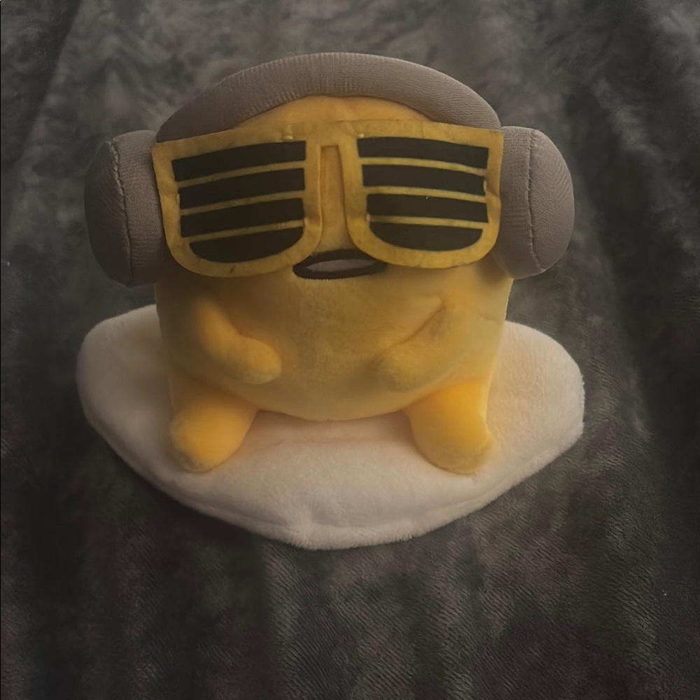 Gudetama Plush with Sunglasses